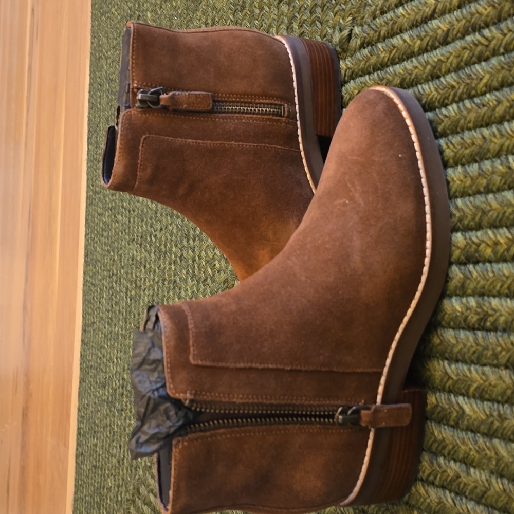 NWT Cole Haan Tan Suede Rene Ankle Booties